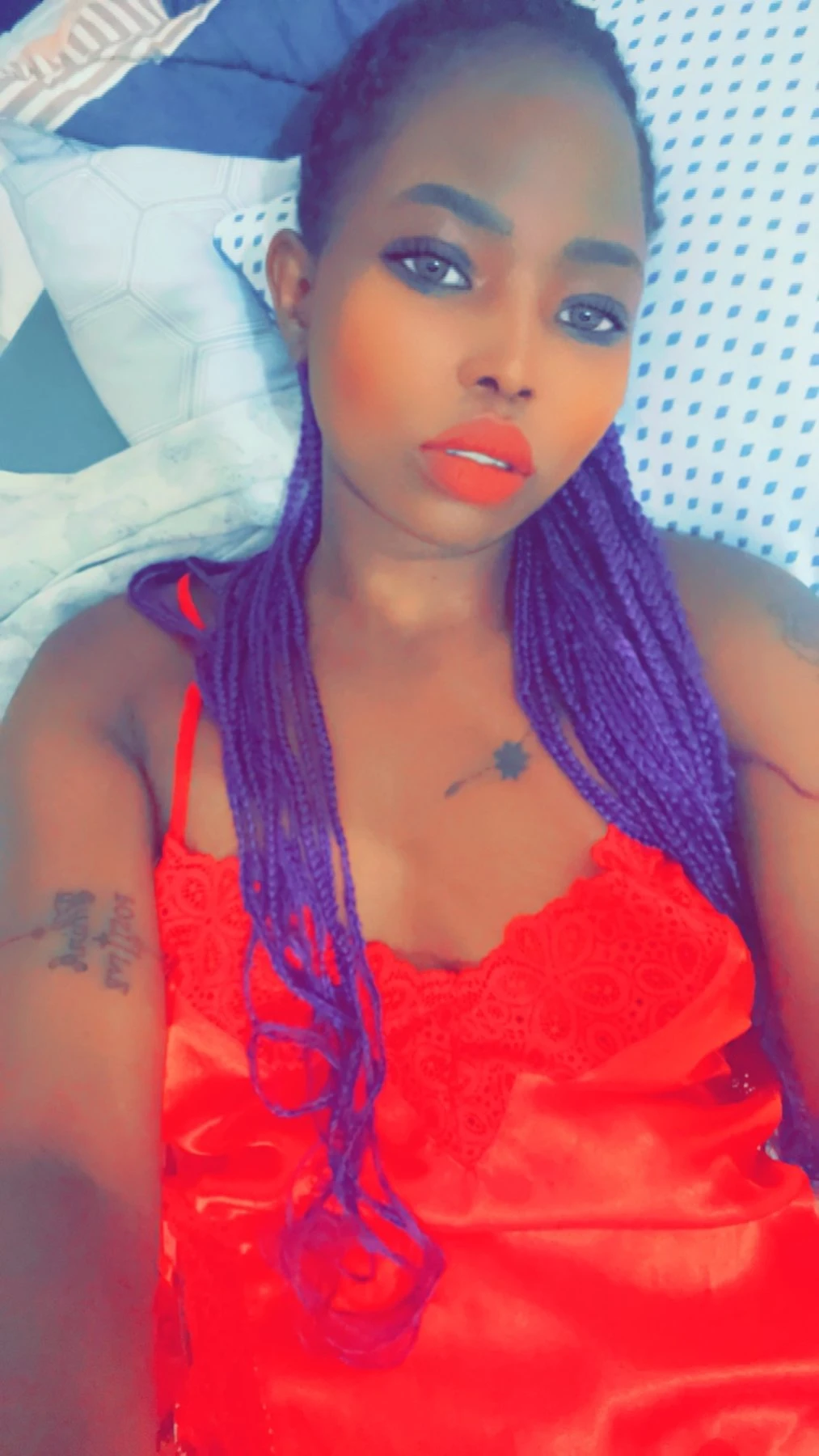 Elisha Gina – Ghanaian adult performer in Bangalore — 2 / 5