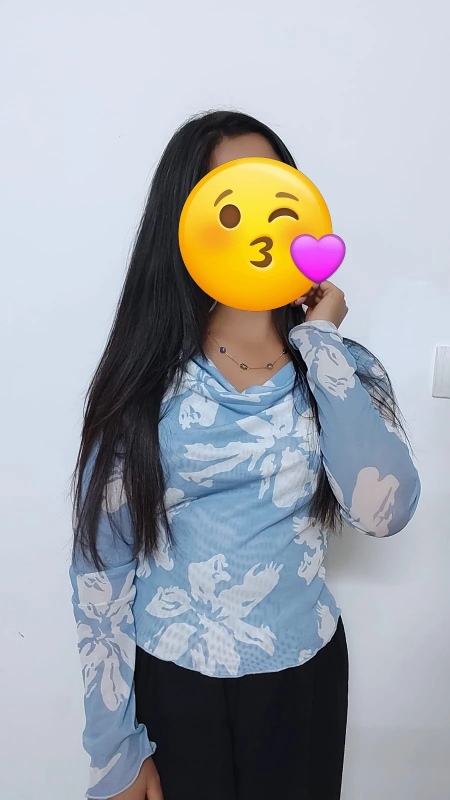 ISHA IM GENUINE INDIPENDENT – Indian escort in Hyderabad — 2 / 3