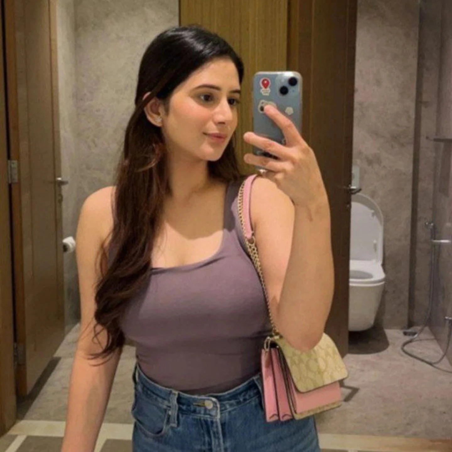 Shreya Patil – Indian escort in Chennai — 6 / 7