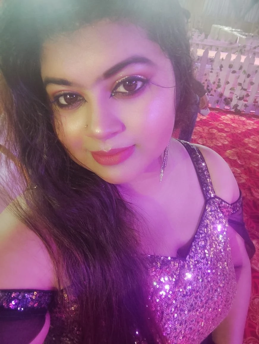 Somya (Real Meet and Live Session) – Indian escort in Ahmedabad — 5 / 7
