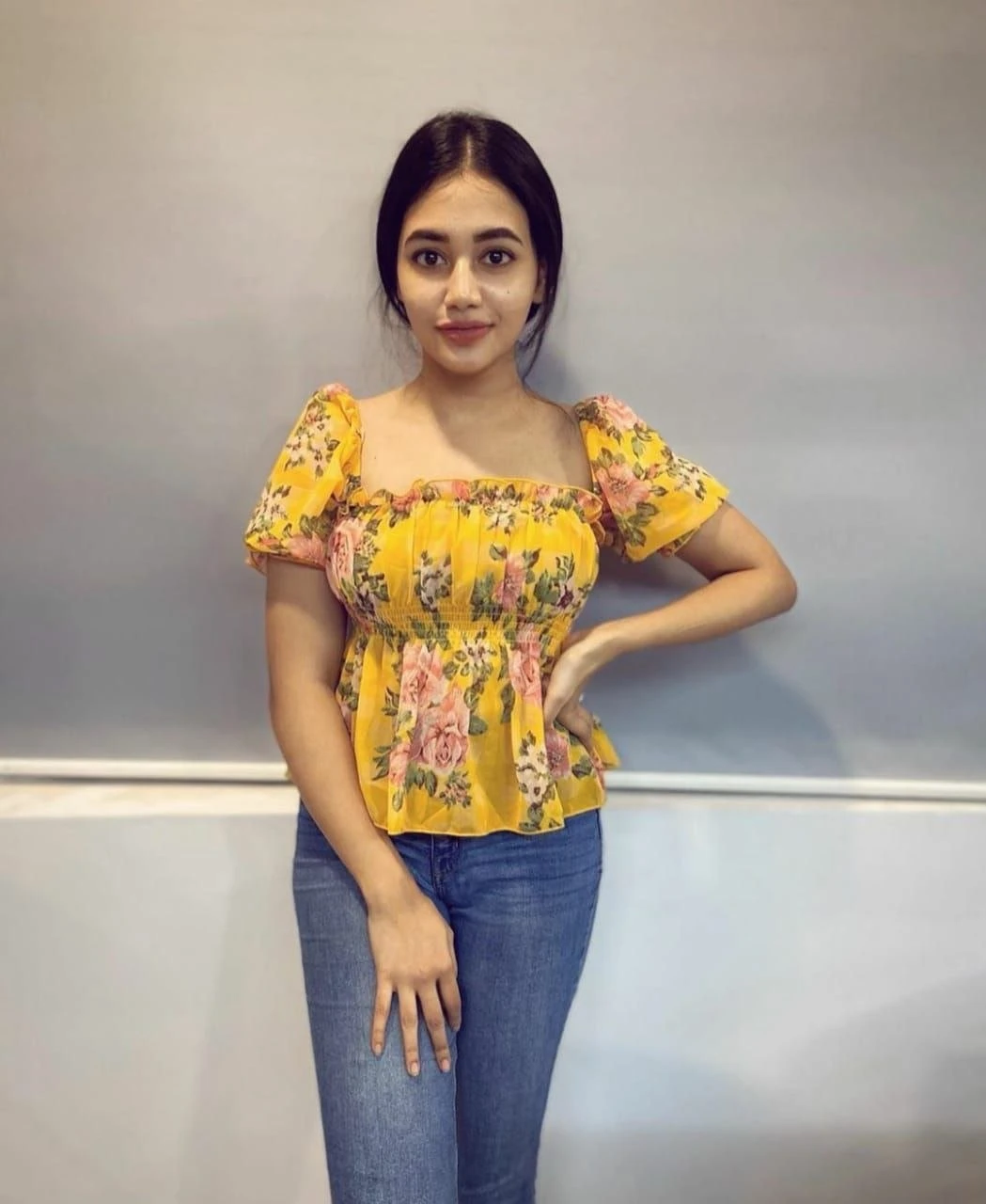 Monika Sharma – escort in Bangalore — 4 / 6