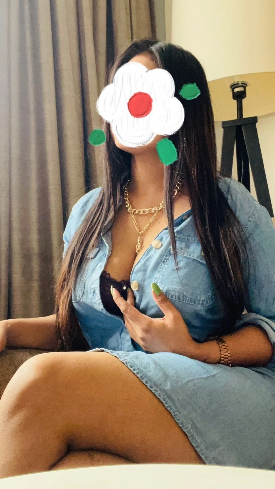 Zia Bajaj Escorts in Hotels – Indian escort in Bangalore — 4 / 6