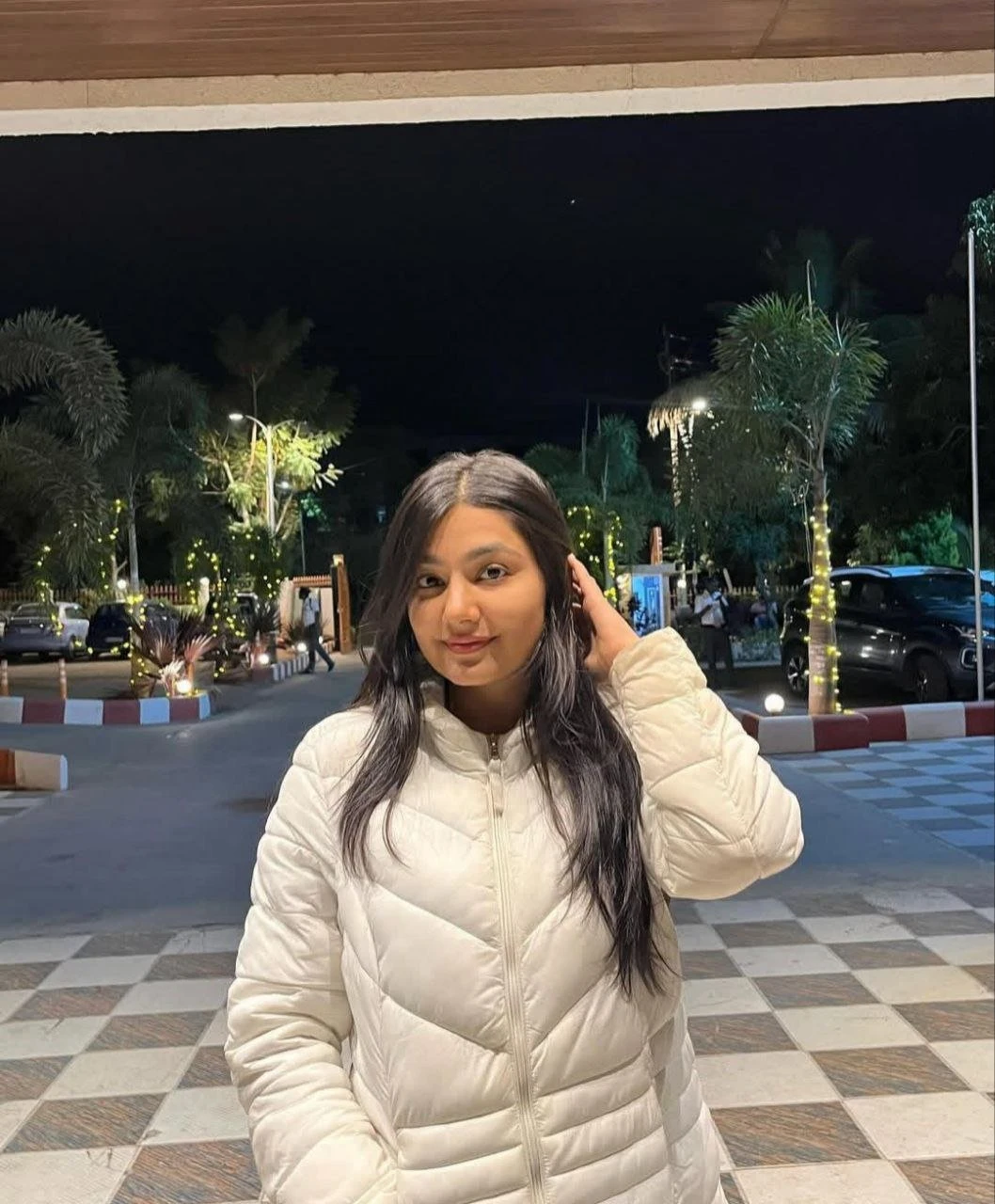Aalisa Real Escort – Indian escort in Guwahati — 3 / 4