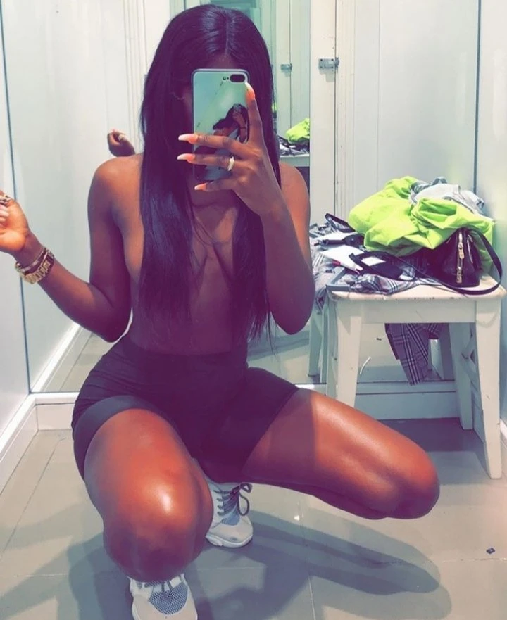 Natasha – Tanzanian escort in Bangalore — 2 / 4