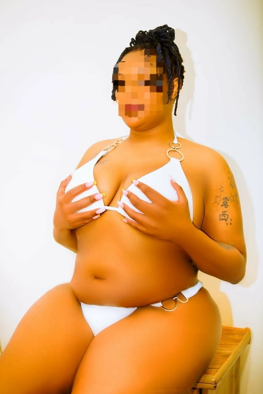 Amira – Rwandan escort in Candolim, Goa — 3 / 7