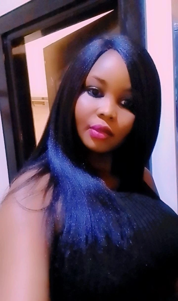 Cassandra – Jamaican escort in Chandigarh — 1 / 3