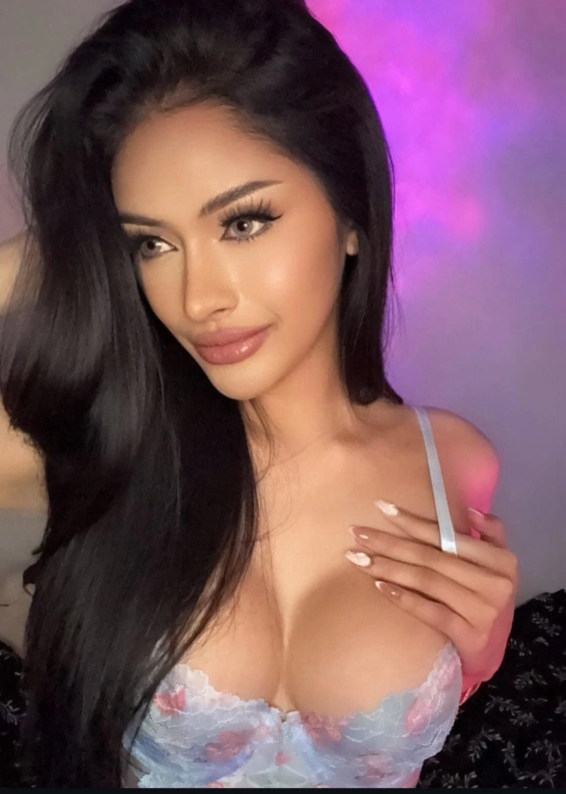 Natasha – Spanish escort in Hong Kong — 3 / 7