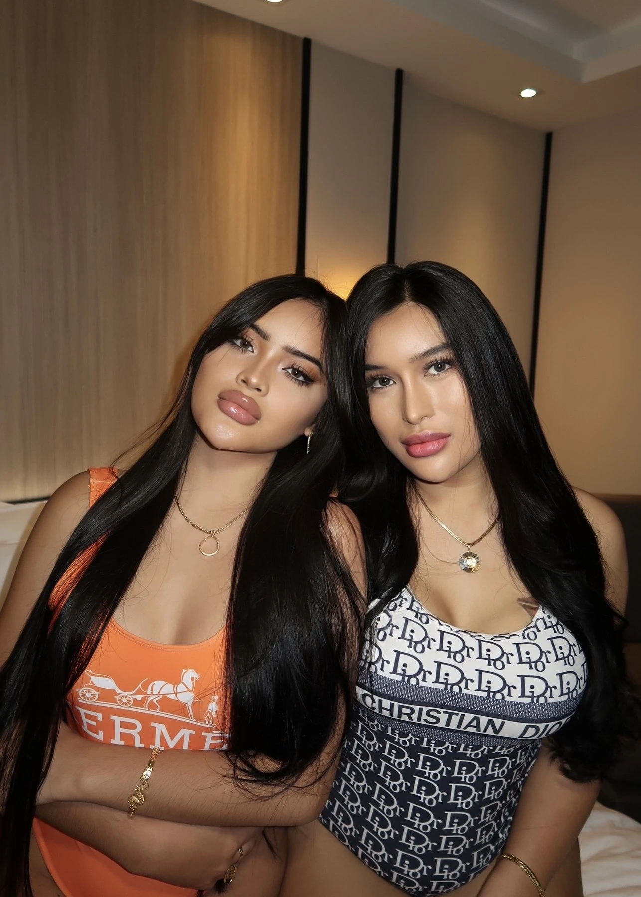 Ava X Mia – Malaysian escort in Hong Kong — 2 / 11