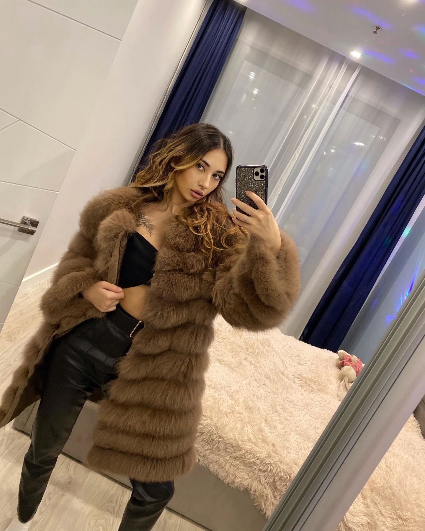 Katya Wet and Submissive – Russian escort in Hong Kong — 14 / 23