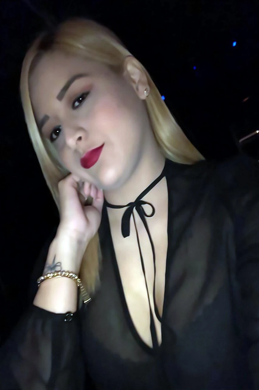 Ana – Venezuelan escort agency in Hong Kong — 2 / 4
