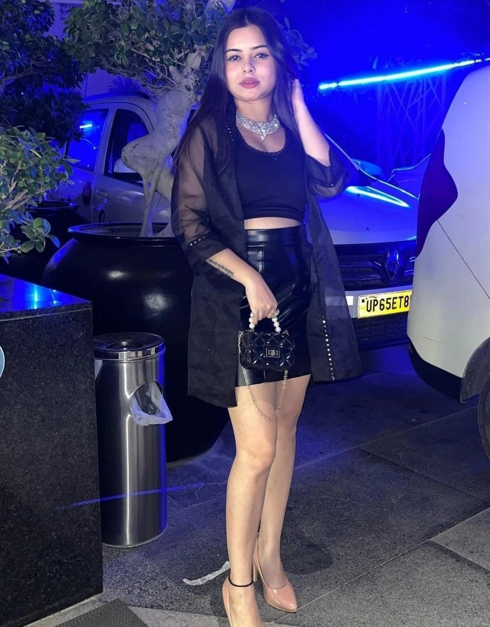 Nimi Cam and Real Session – Indian escort in Chennai — 3 / 9