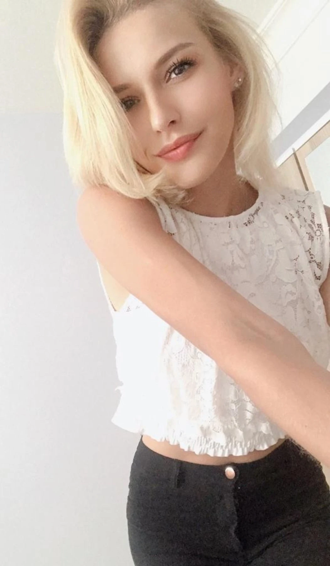 Alena – Russian escort in Tirana — 6 / 8