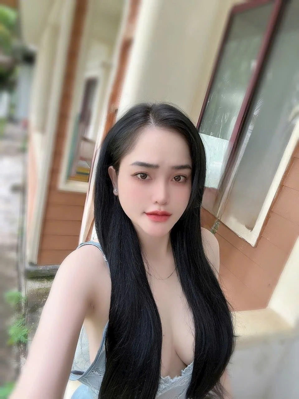 Hana Sexy dance – Vietnamese escort in Tirana — 9 / 11