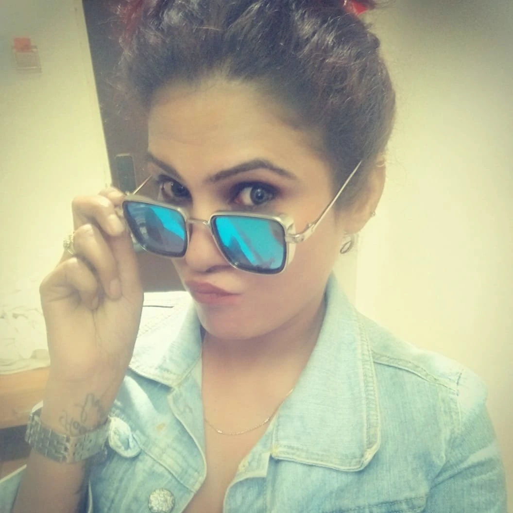 Jenni – Indian escort in Candolim, Goa — 5 / 8