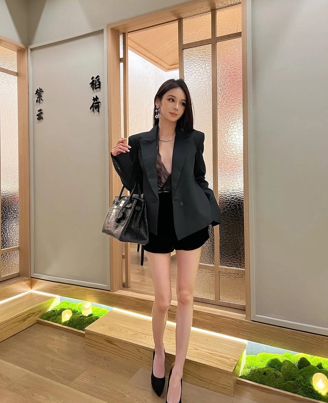 Hana – South Korean escort in Hong Kong — 2 / 11