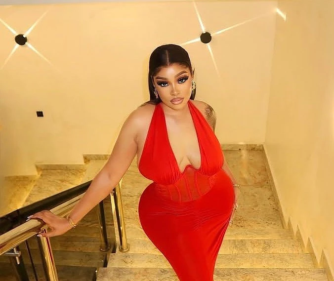 Shina – South African escort in Ahmedabad — 1 / 8