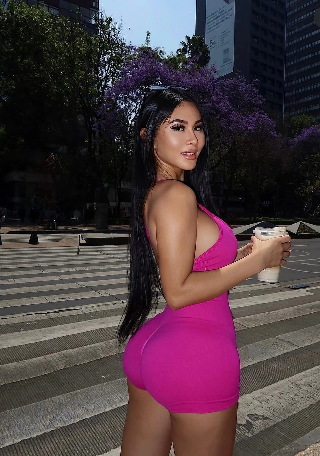 Nona Party Lover – Vietnamese escort in Hong Kong — 25 / 30