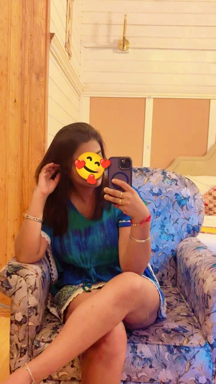 Real Meet With Beautiful Independent Gir – Indian escort in Bangalore — 3 / 5