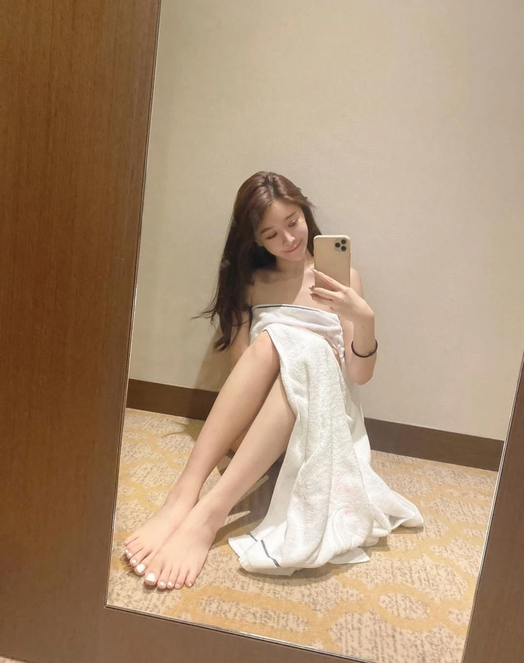 Kinky Ava – Mongolian escort in Hong Kong — 3 / 7