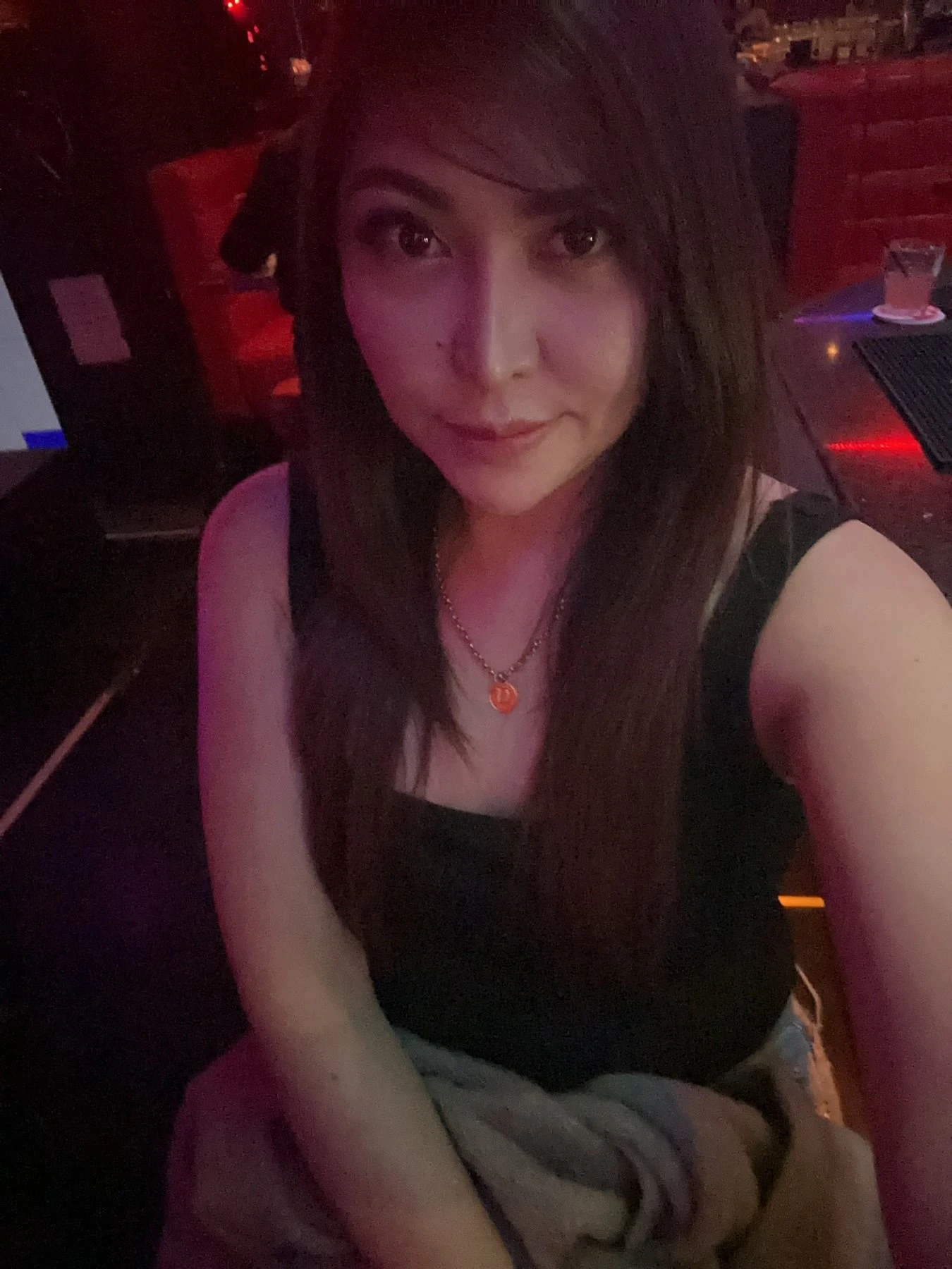 Bianca – Filipino escort in Hong Kong — 6 / 8