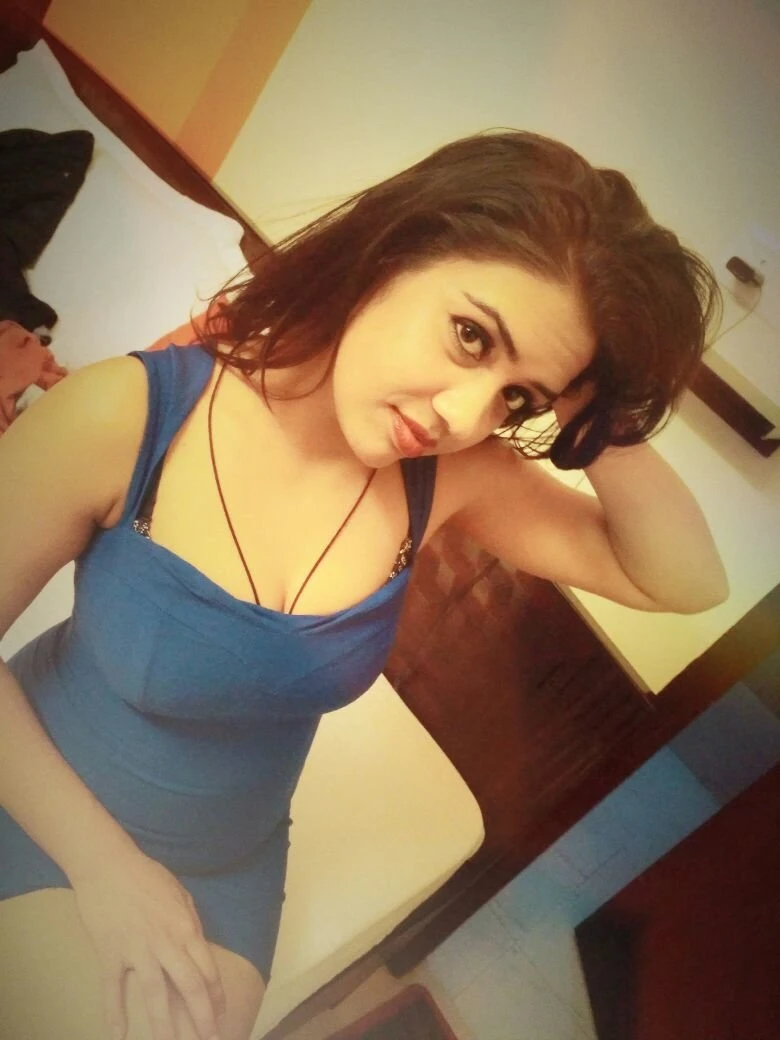 Rinkal call girl service – Indian escort in Bangalore — 3 / 5