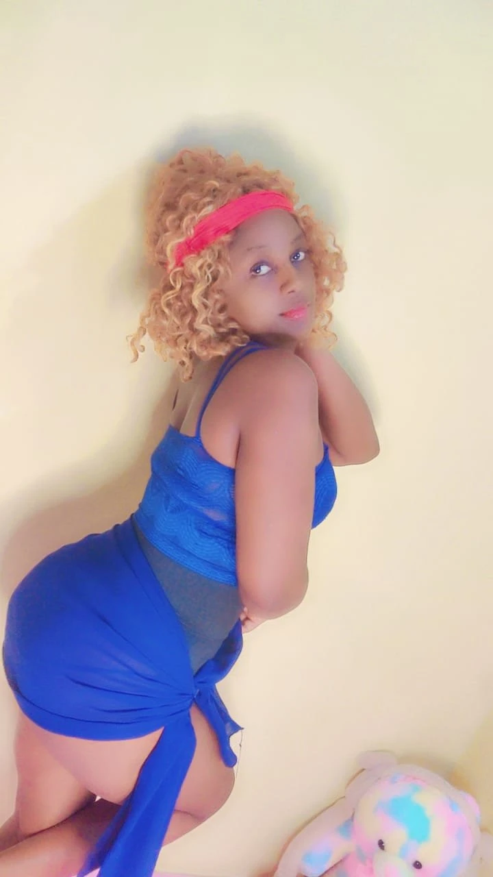 Molly – South African escort in Chennai — 4 / 6