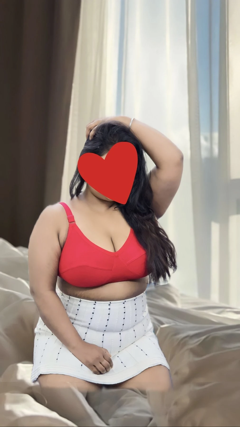 Somika Cam and Real Meet – Indian escort in Gurgaon — 6 / 12