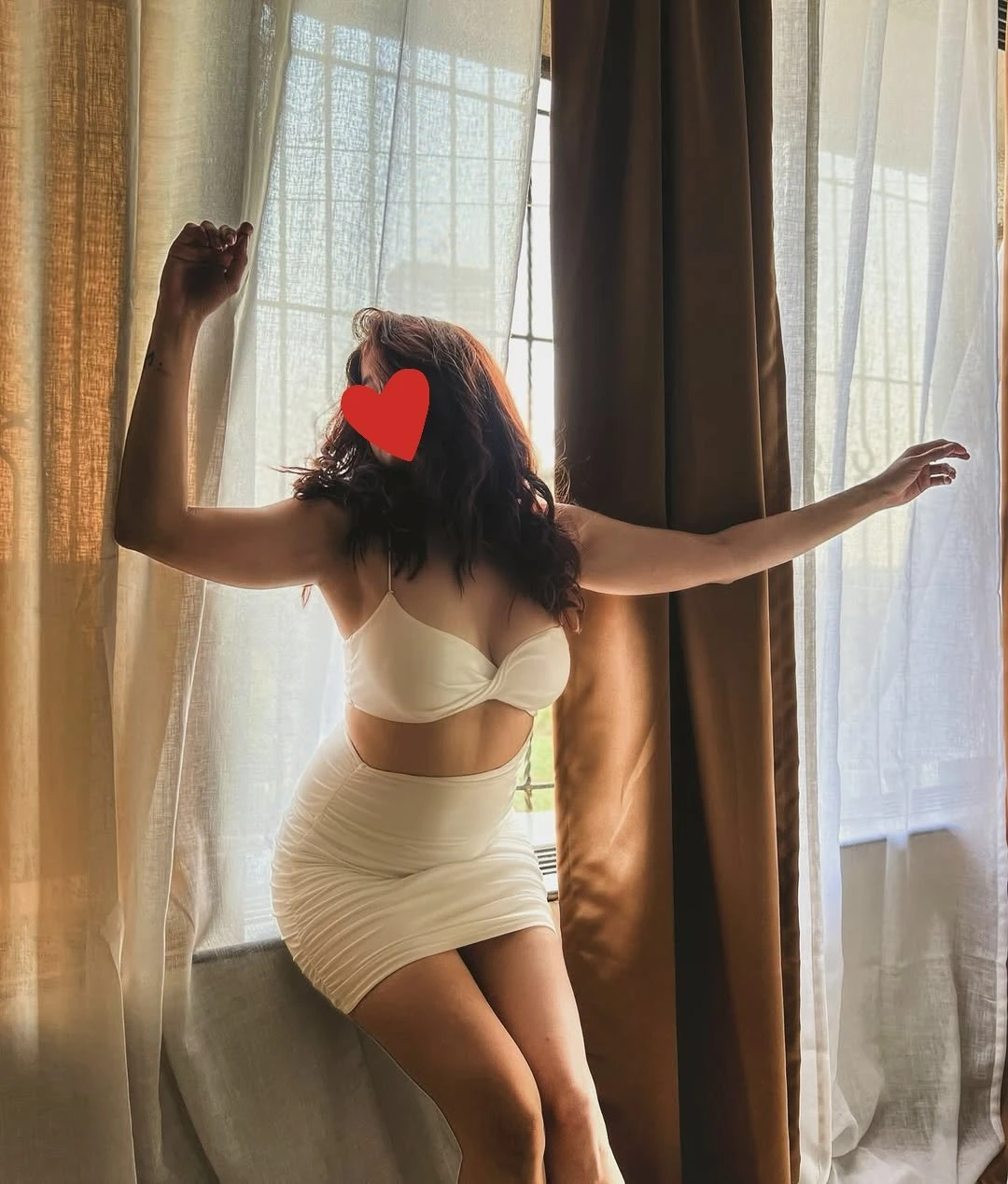 Kavya – Indian escort in Gurgaon — 4 / 5
