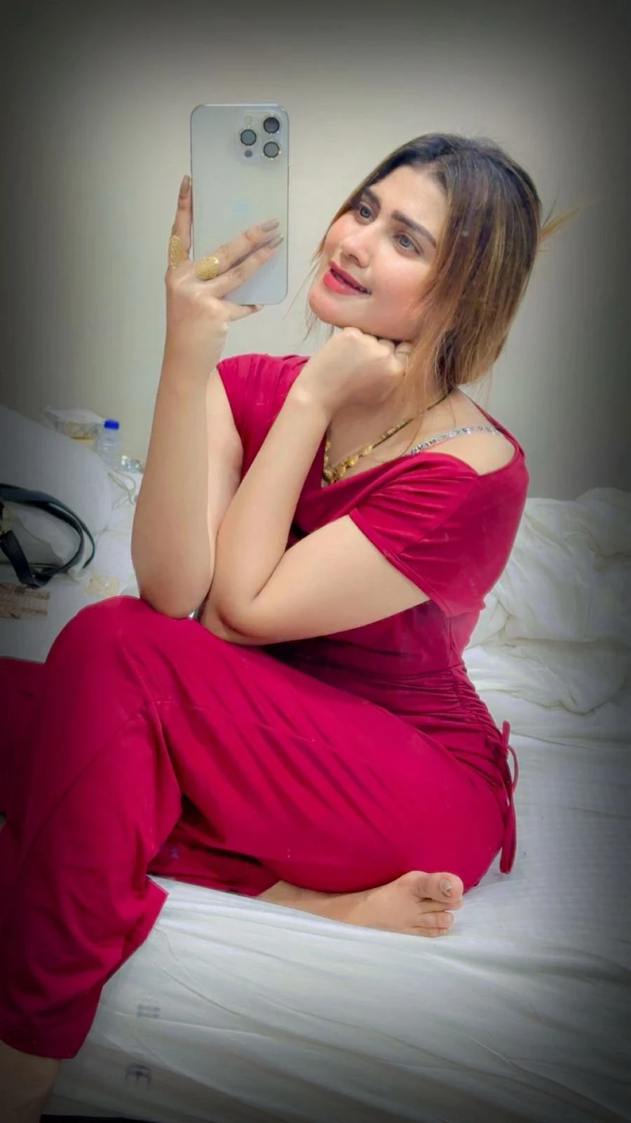 Bustie Nd Hotty Vdpalani Nungambakkam – Indian escort in Chennai — 2 / 4
