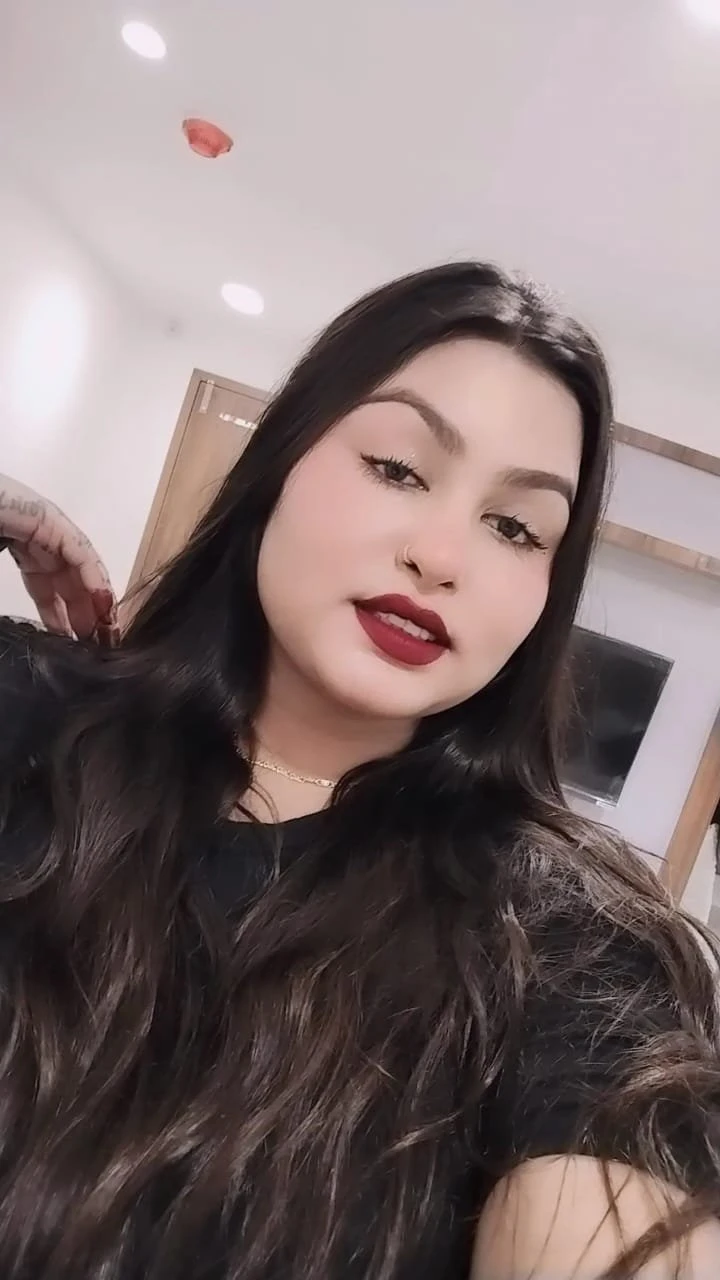 Sajnaa – escort in Ahmedabad — 12 / 16