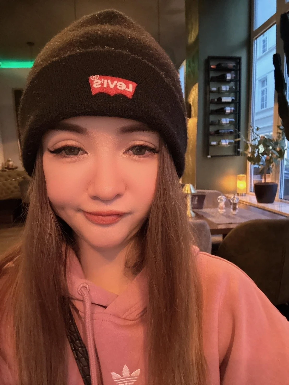 Miki – Thai escort in Hong Kong — 8 / 11