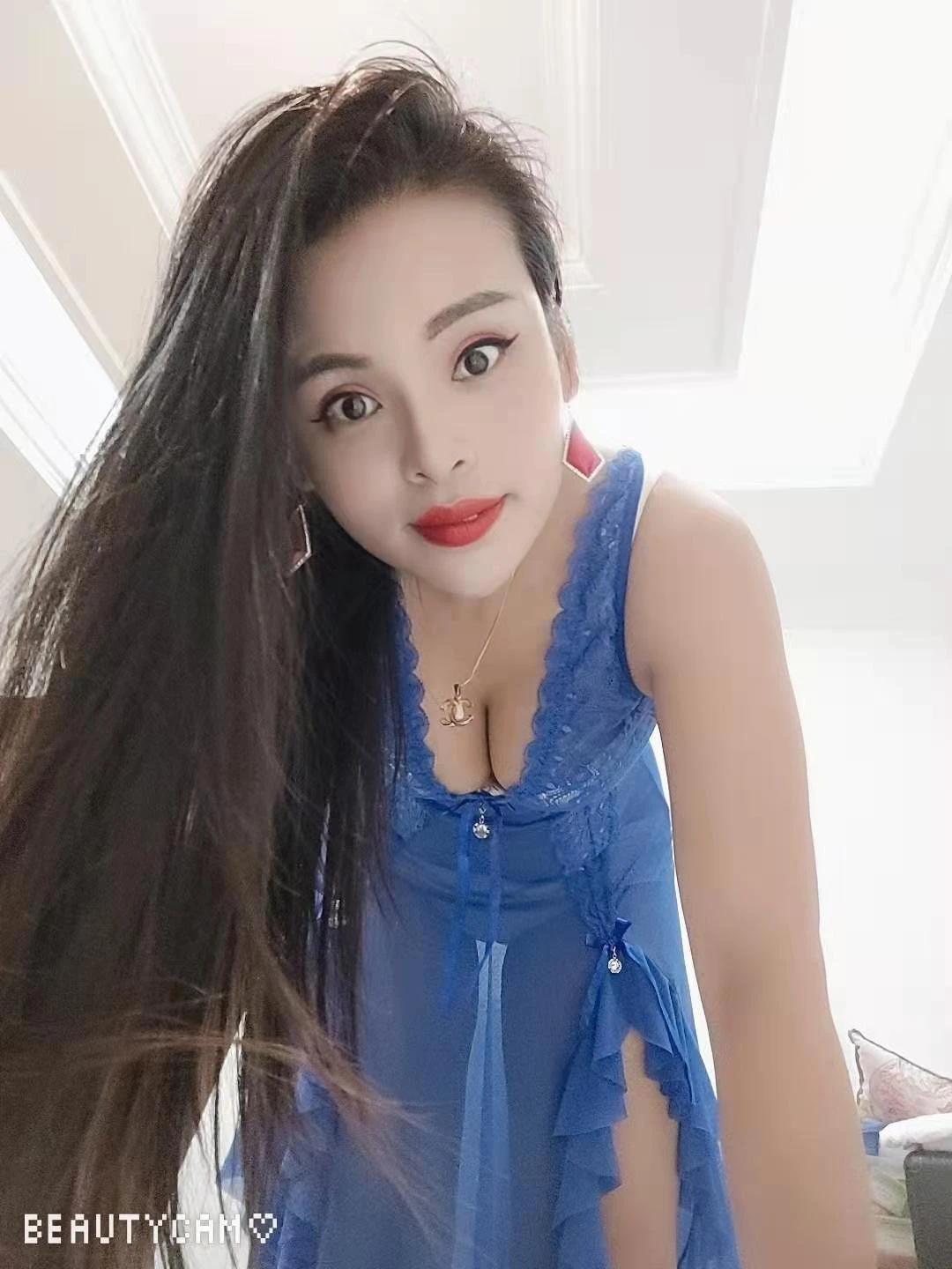 Mina T – Singaporean escort in Tirana — 5 / 7