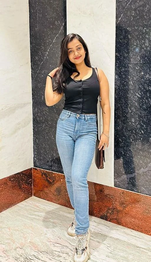 Priya – Indian escort in Bangalore — 5 / 8