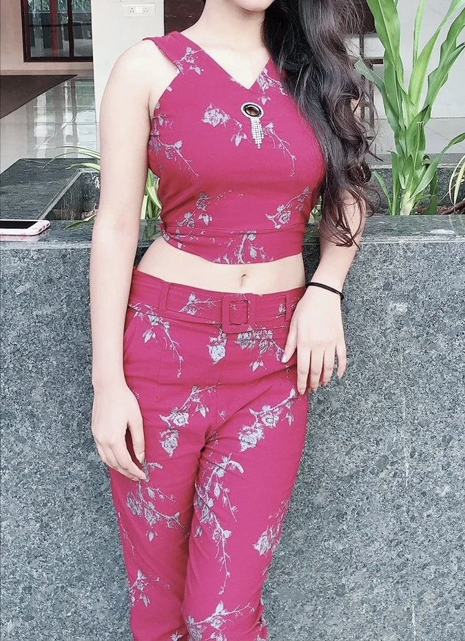 Sanjana – Indian escort in Bangalore — 2 / 8