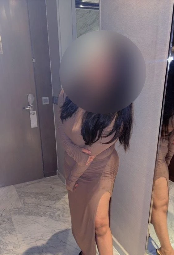 Fully independent high profile girl – Indian escort in Bangalore — 3 / 5