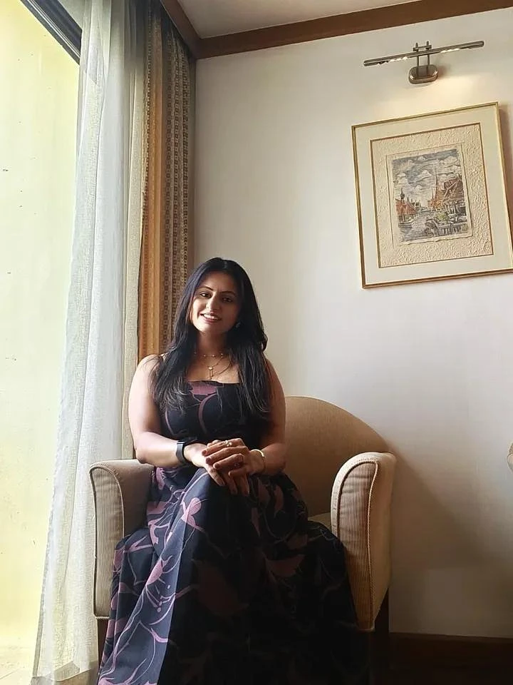 Divya – Indian escort in Bhubaneshwar — 2 / 6