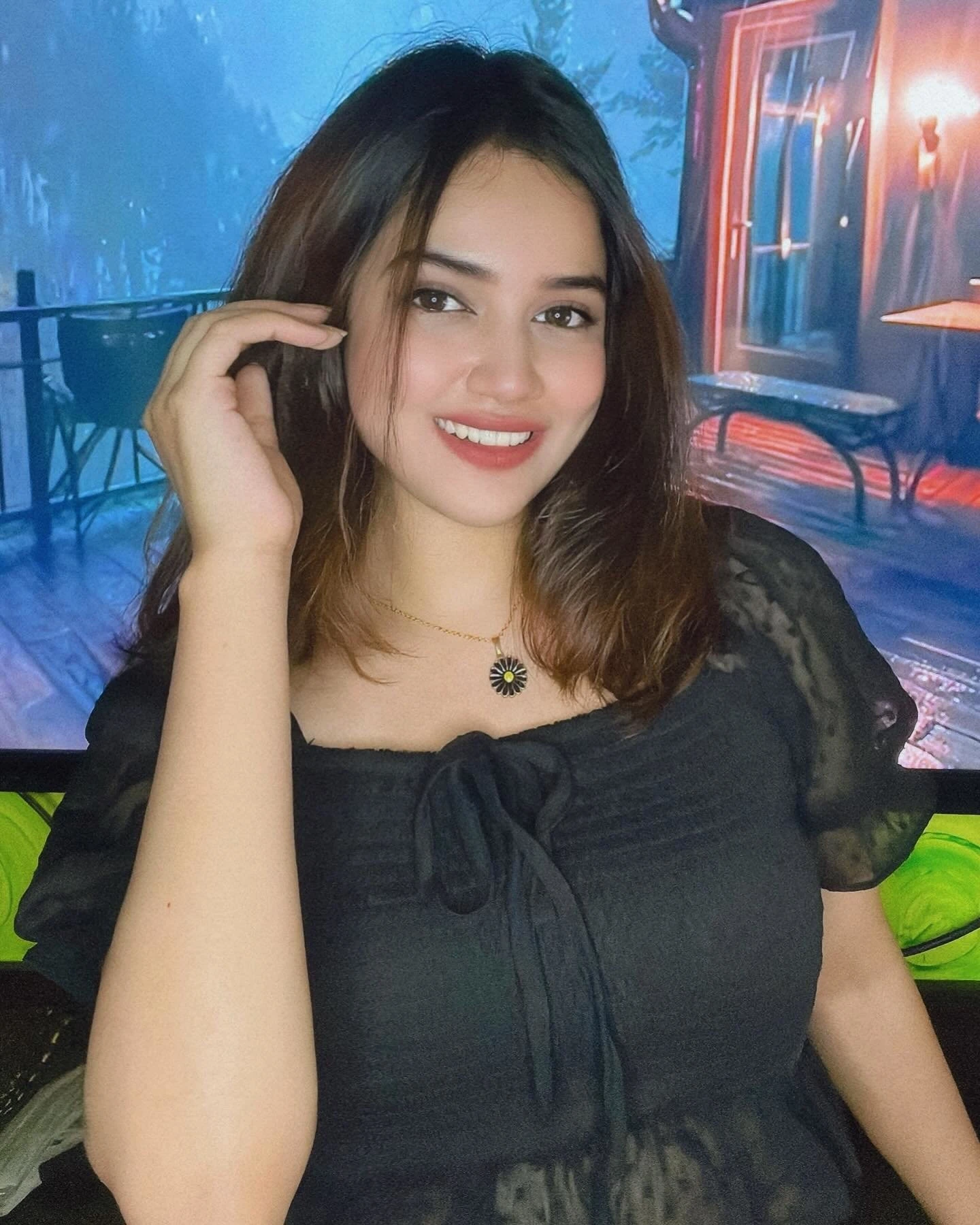 Himani Escort Service – Indian escort in Bangalore — 3 / 4