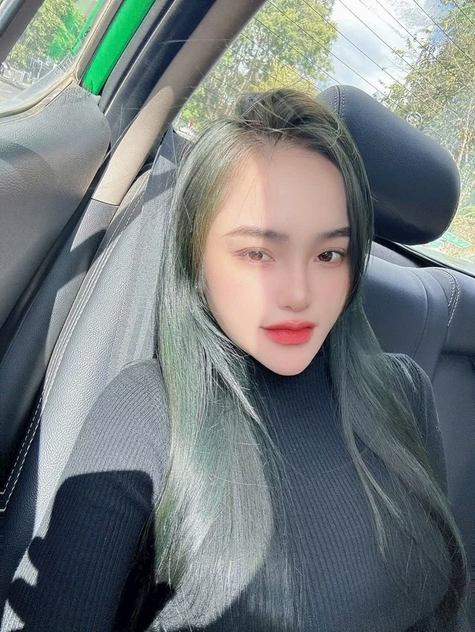 Hana Sexy dance – Vietnamese escort in Tirana — 4 / 11