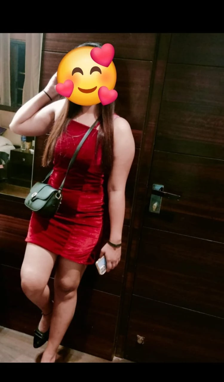 Sruthi – Indian escort in Bangalore — 2 / 4