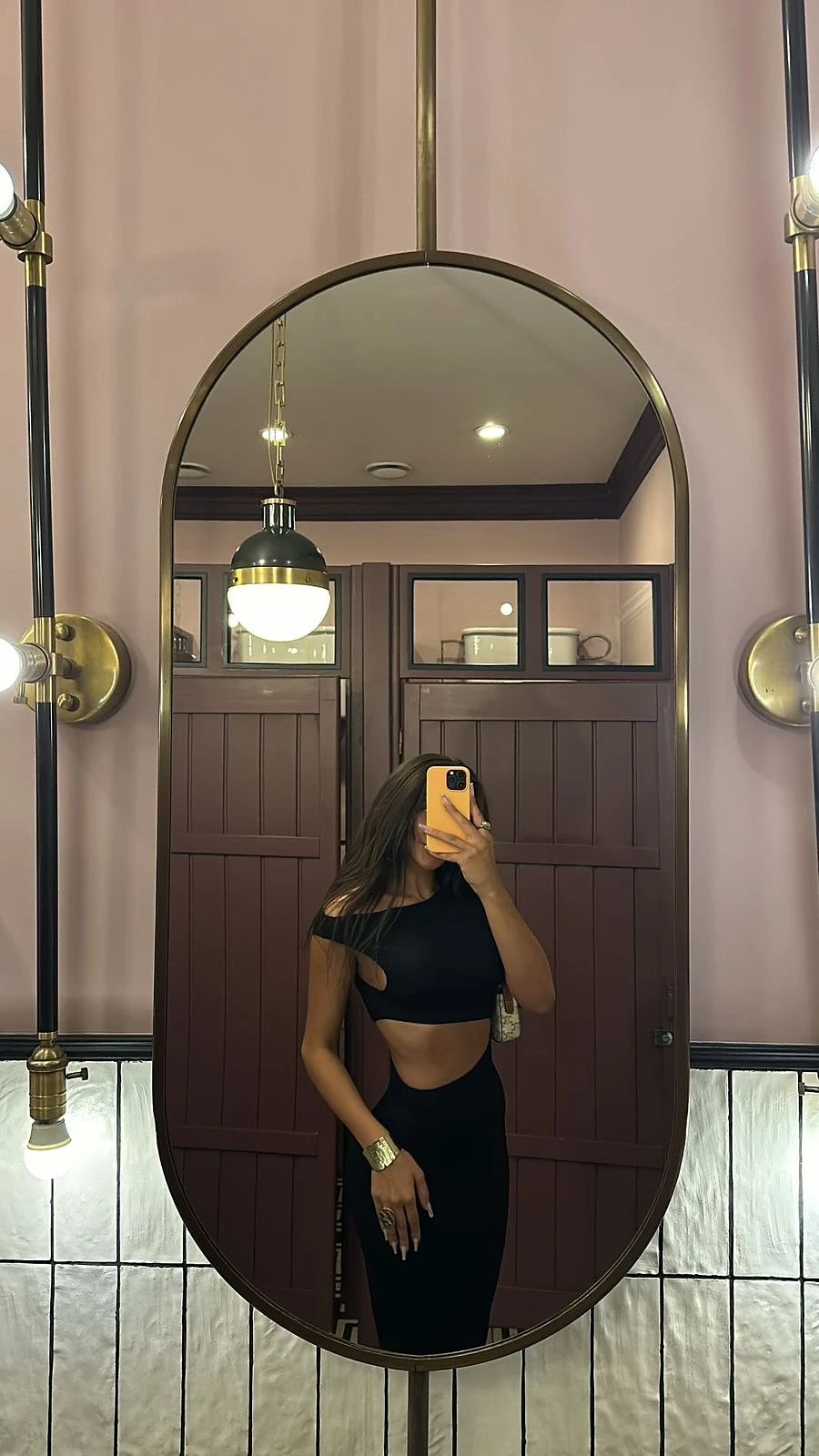 Raya – Albanian escort in Tirana — 11 / 24