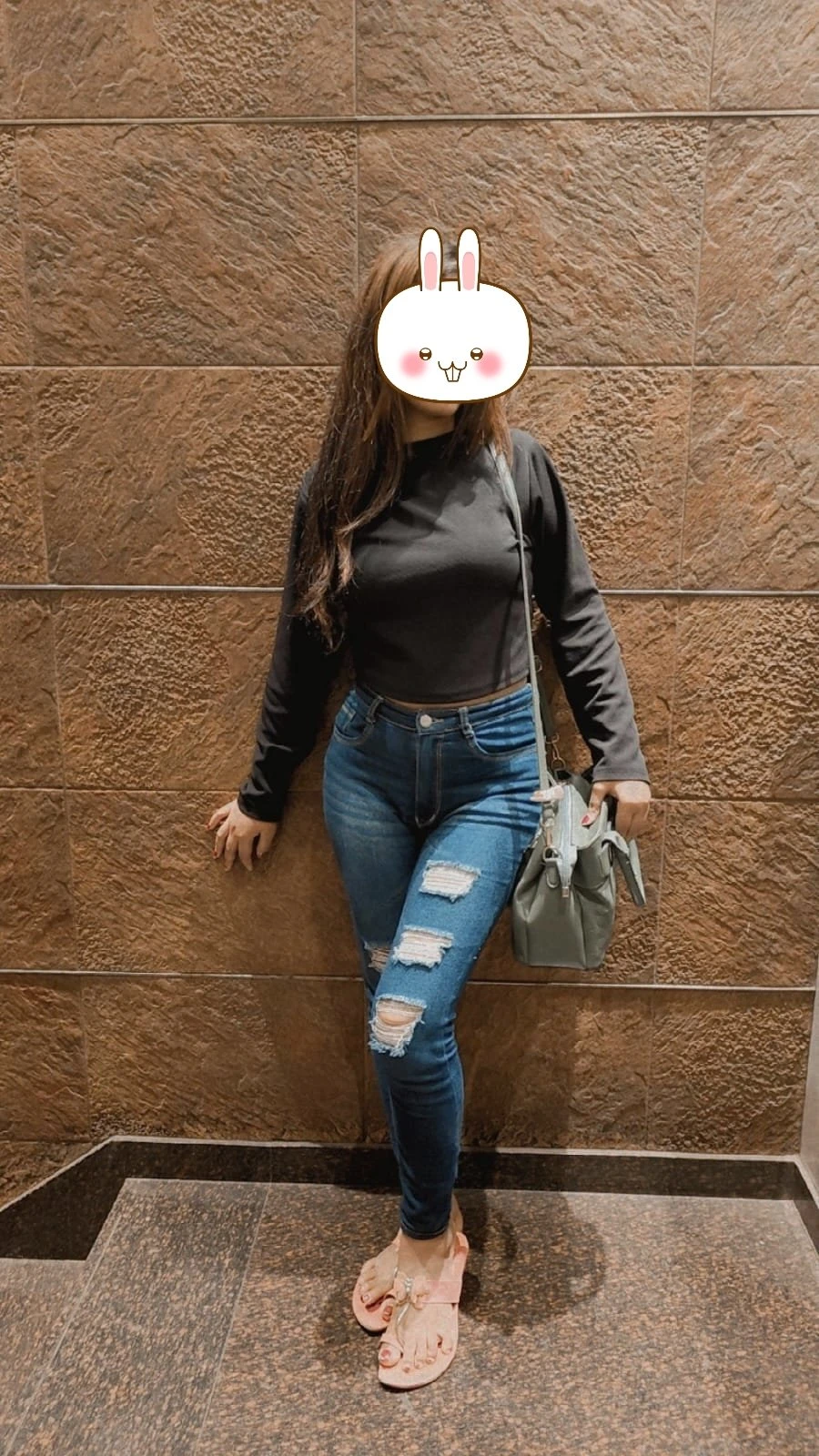 Soniya Real Meet & Cam Show – Indian escort in Bangalore — 4 / 5