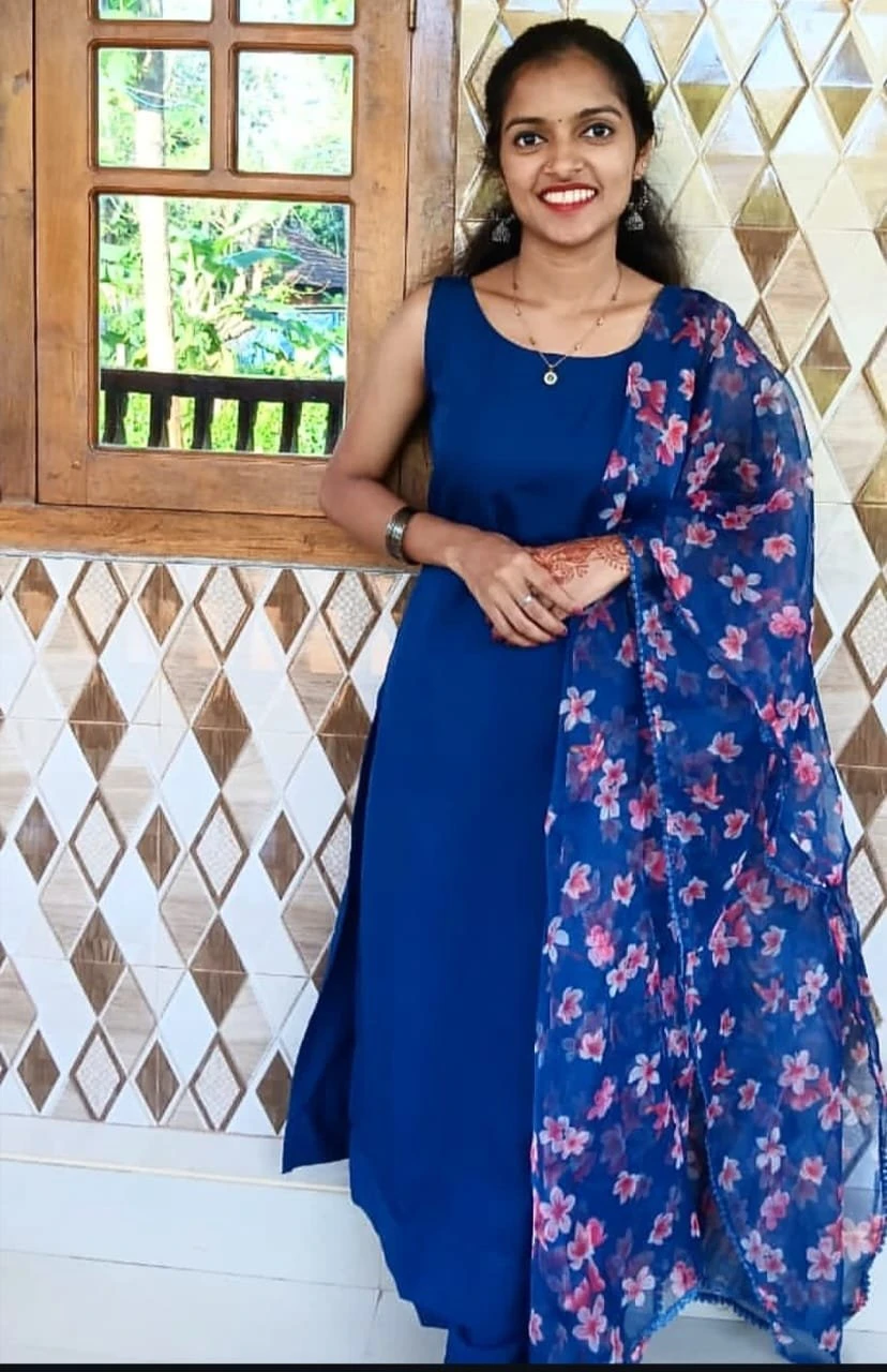 Sunita Reddy – Indian escort in Bangalore — 2 / 3