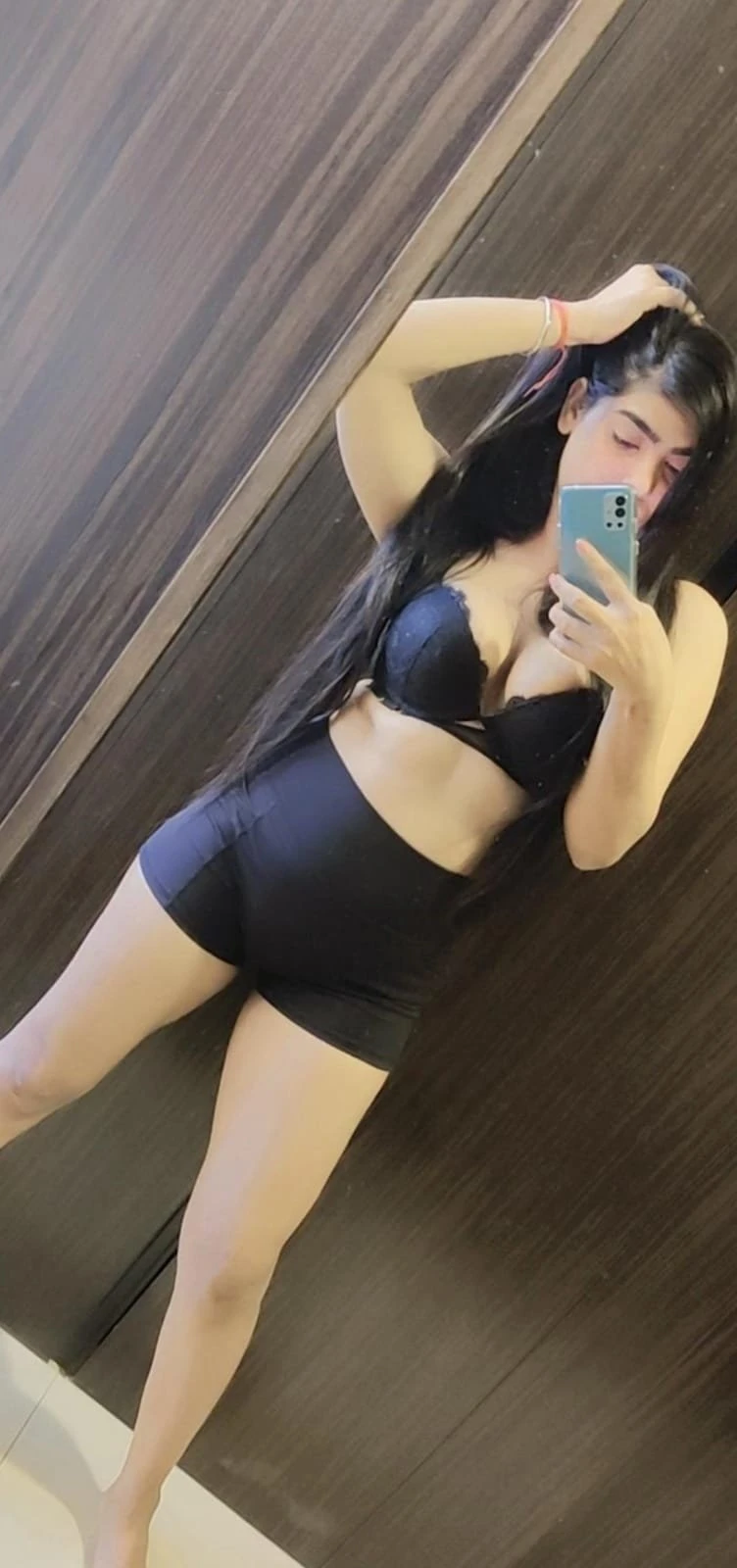 Maya – Indian escort in Chennai — 1 / 2