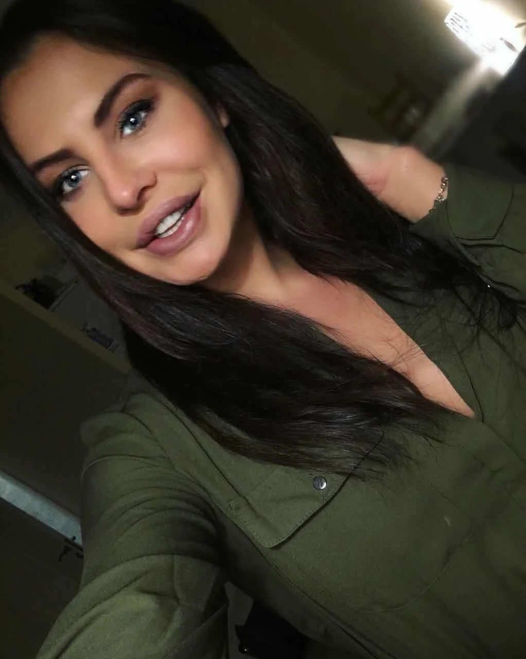 Melissa – German escort in Hong Kong — 2 / 8