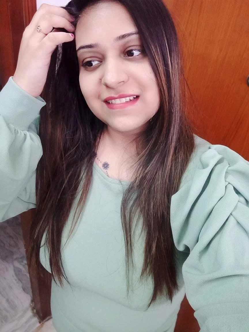 Samira – Indian escort in Bhubaneshwar — 4 / 9
