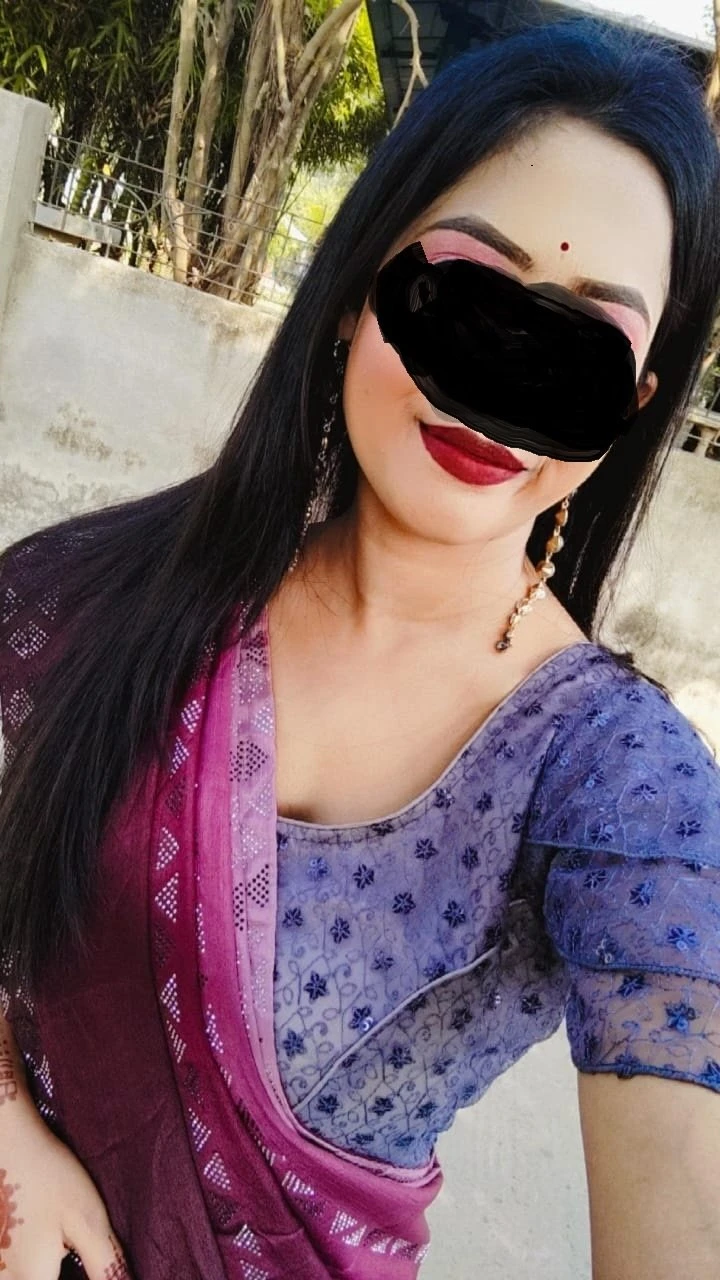 Shalini – Indian escort in Chennai — 1 / 2