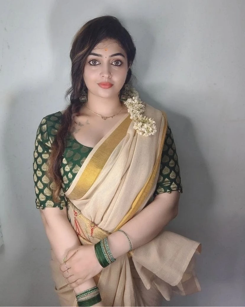 Only Cash Service Riya Kapoor Escort – escort in Bangalore — 4 / 5