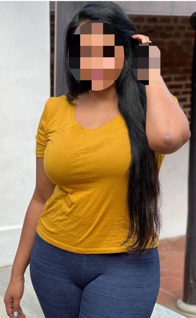 Riyanshi real and cam 24/7 – Indian escort in Bangalore — 5 / 6