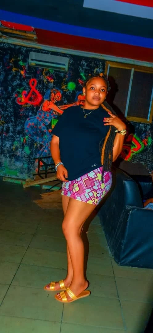 Montana – Indian escort in Bangalore — 7 / 11