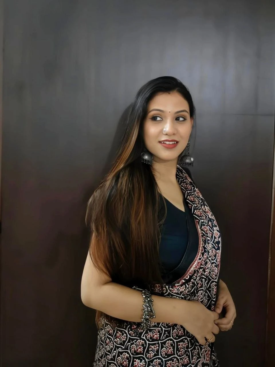 Kavya Sharma – Indian escort in Chennai — 2 / 3